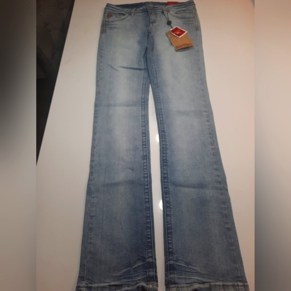 Foxy Stonewash Jeans - Picture 1 of 4